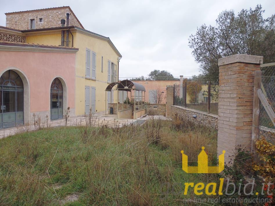 Country House/Villa a Corciano (PG) LOTTO 1