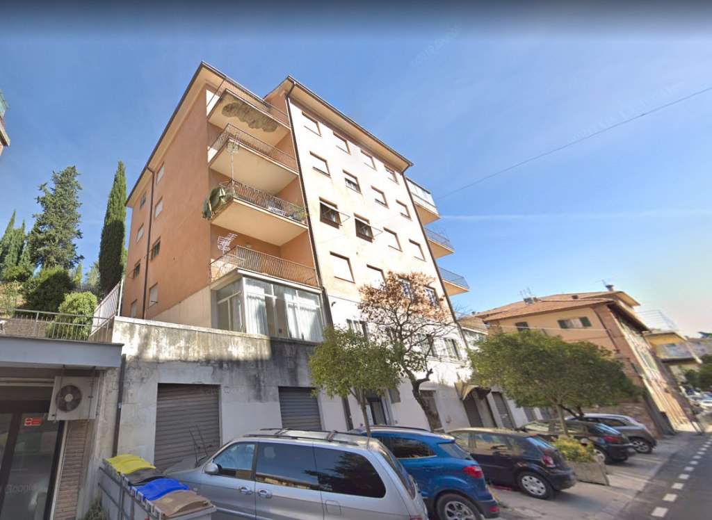 Appartamento con garage e cantina a Perugia