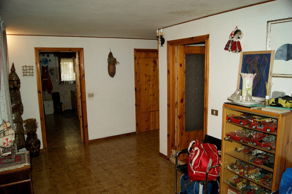 Appartamento con garage e cantina a Jesi (AN) LOTTO 1