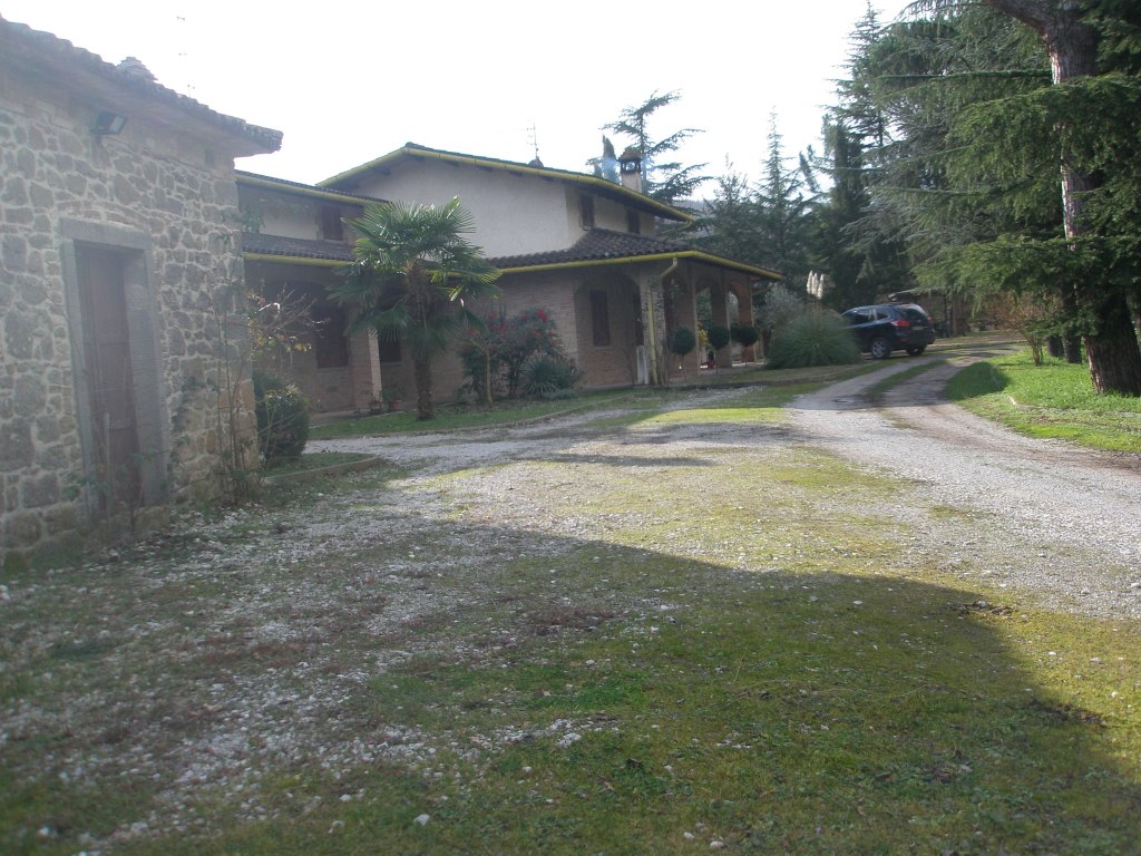 House with garage in Città di Castello (PG) - LOT 1