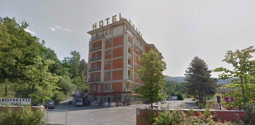 Hotel with lands in Castiglione dei Pepoli (BO)