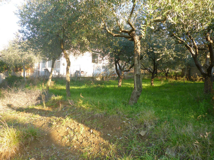 Villino con terreni a Isola del Liri (FR) 