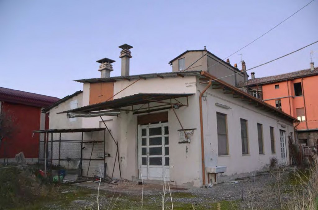 Abitazione con garage e laboratorio a Lugagnano Val d'Arda (PC) - LOTTO 3