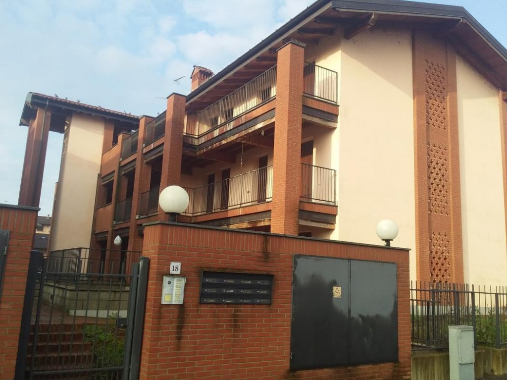 Appartamento con garage a Trivolzio (PV) - LOTTO 12_B2