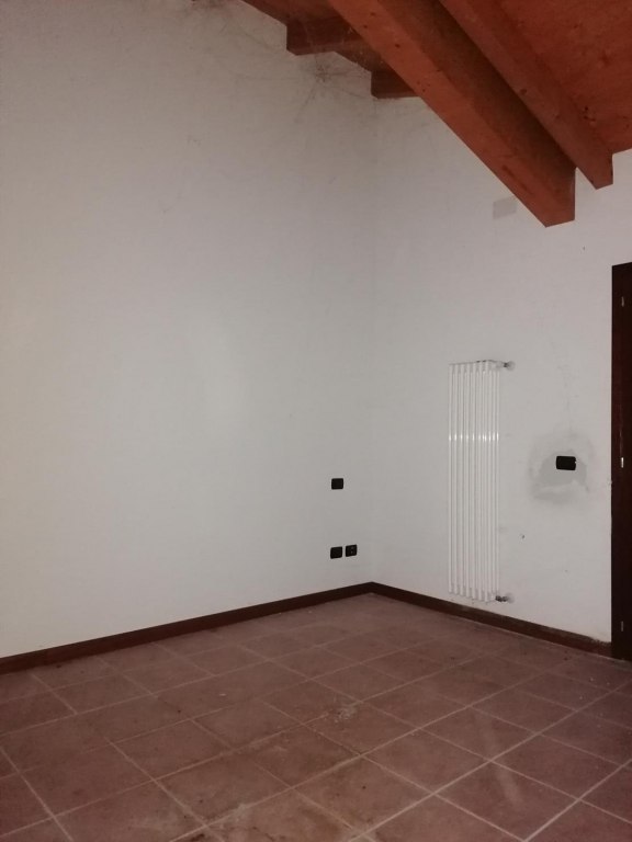 Appartamento con garage a Trivolzio (PV) - LOTTO 12_B11