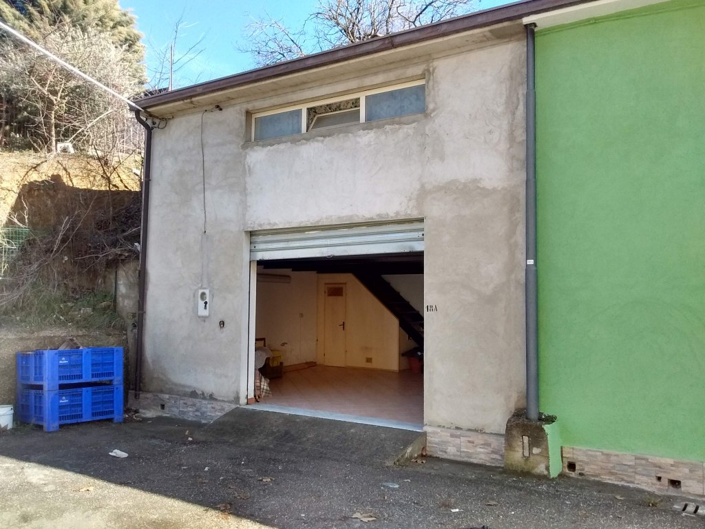 Garage a Montecalvo Irpino (AV) - QUOTA 1/2 - LOTTO 1