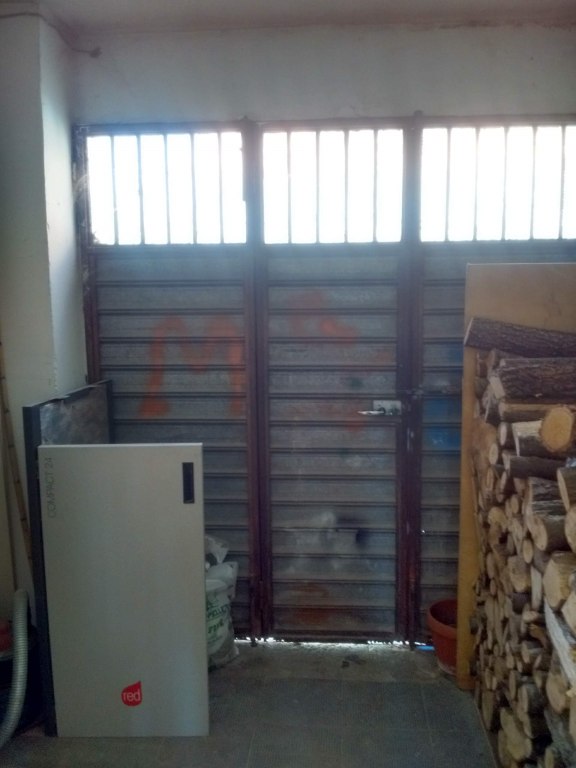 Appartamento con garage e deposito a Montecalvo Irpino (AV) - QUOTA 2/12 e 2/4 - LOTTO 2