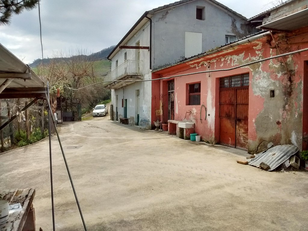 Fabbricato rurale ad Ariano Irpino (AV) - LOTTO 4