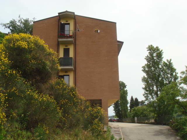 Appartamento con posto auto e corte pertinenziale a Perugia