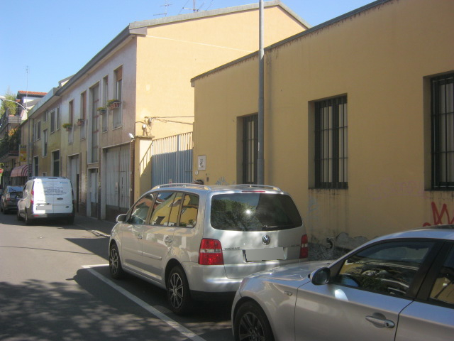 Capannone industriale e appartamento a Buccinasco (MI)