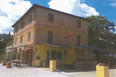 Casale ad uso residenziale-agrituristico in Castiglione del Lago (PG)