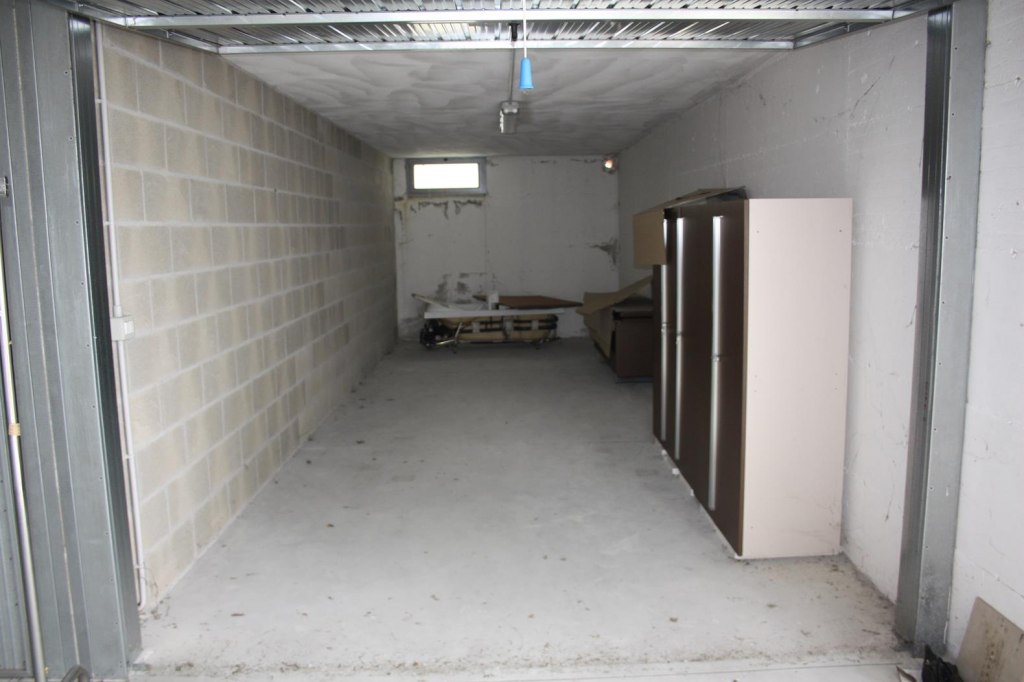 Appartamento con garage e posto auto scoperto a Colonnella (TE) - LOTTO 8