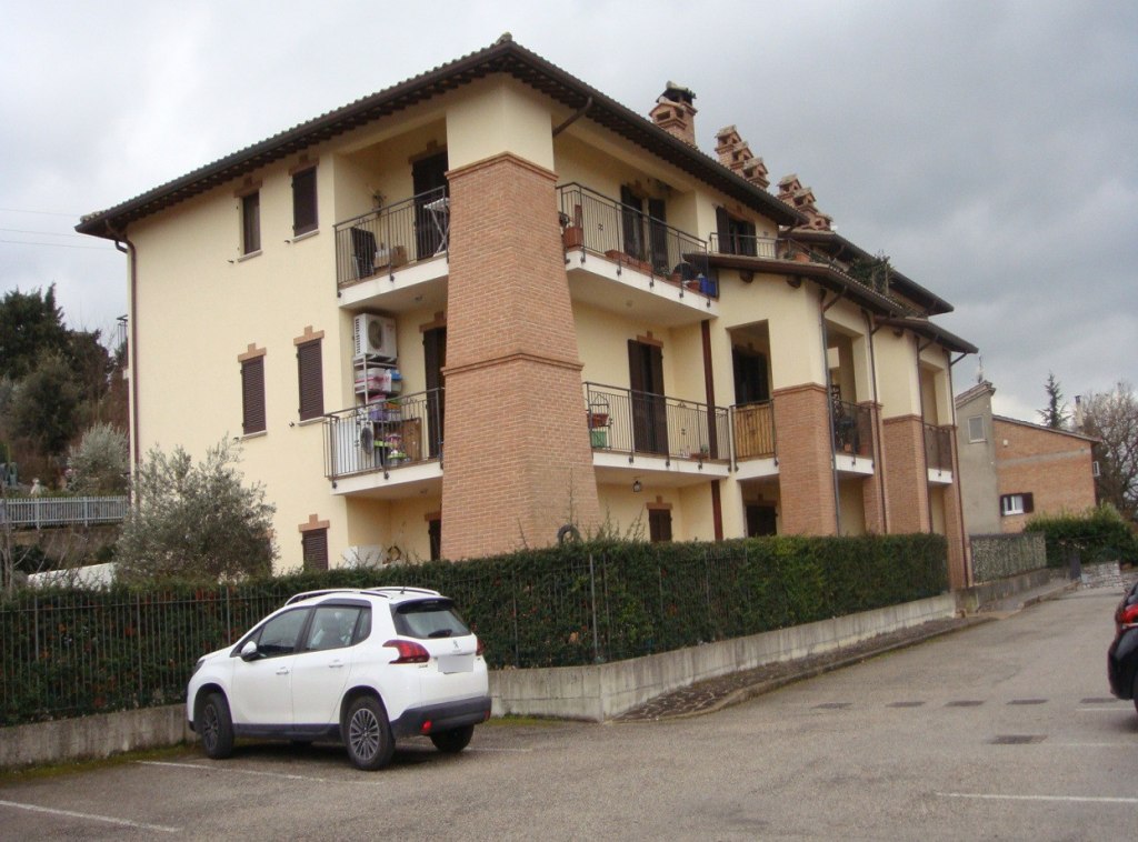 Appartamento e garage a Corciano (PG) - LOTTO 1