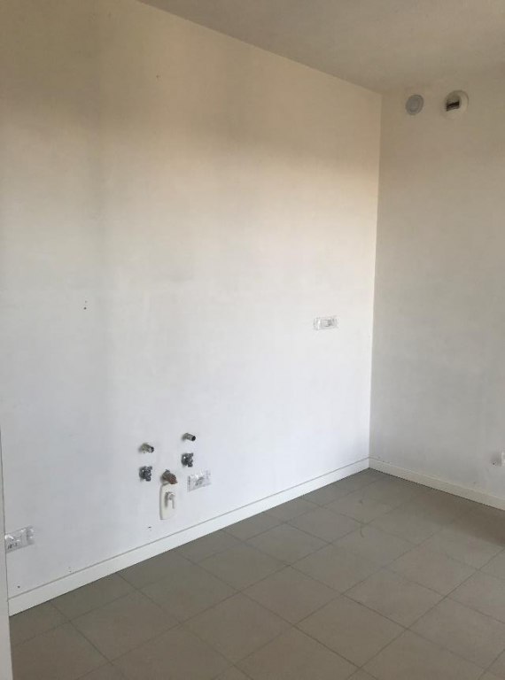 Appartamento con garage e solaio a Pioltello (MI) - LOTTO 52