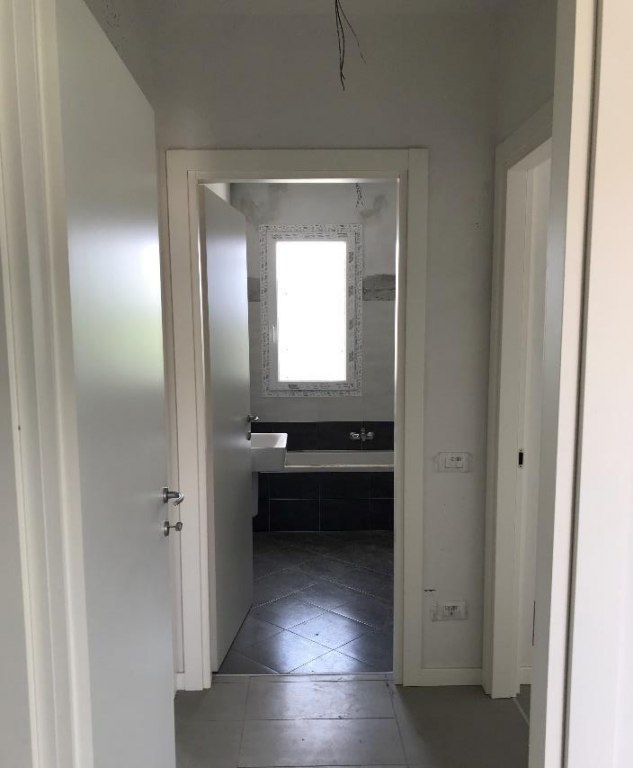 Appartamento con garage e solaio a Pioltello (MI) - LOTTO 99