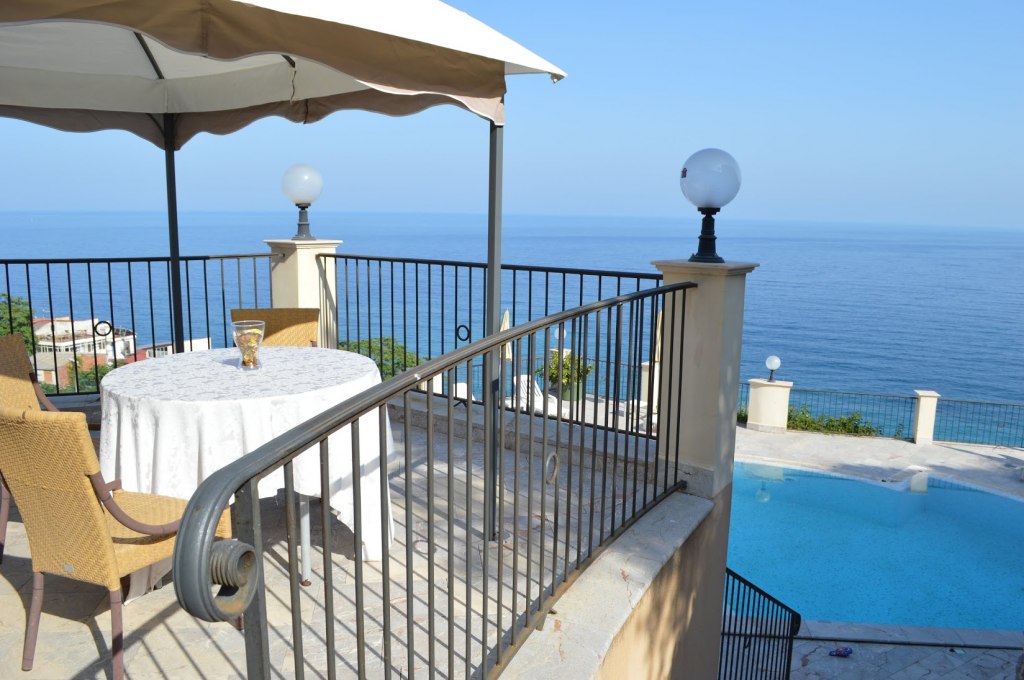 Capo dei Greci Taormina Coast - Resort Hotel & SPA - CESSIONE D'AZIENDA