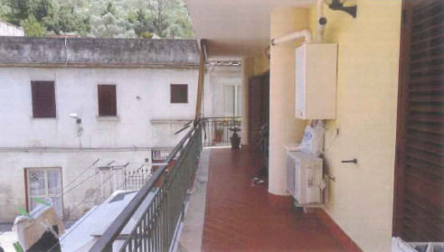 Appartamento con posto auto e cantina a San Felice a Cancello (CE) - LOTTO 1
