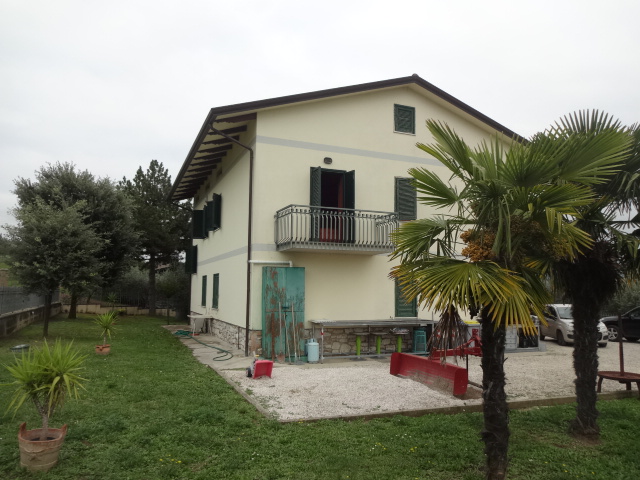 Villa a Perugia - LOTTO 2