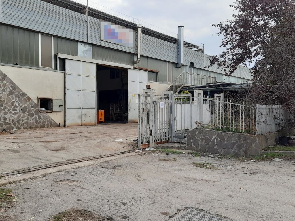 Fabbricato artigianale con impianto fotovoltaico a Corciano (PG)