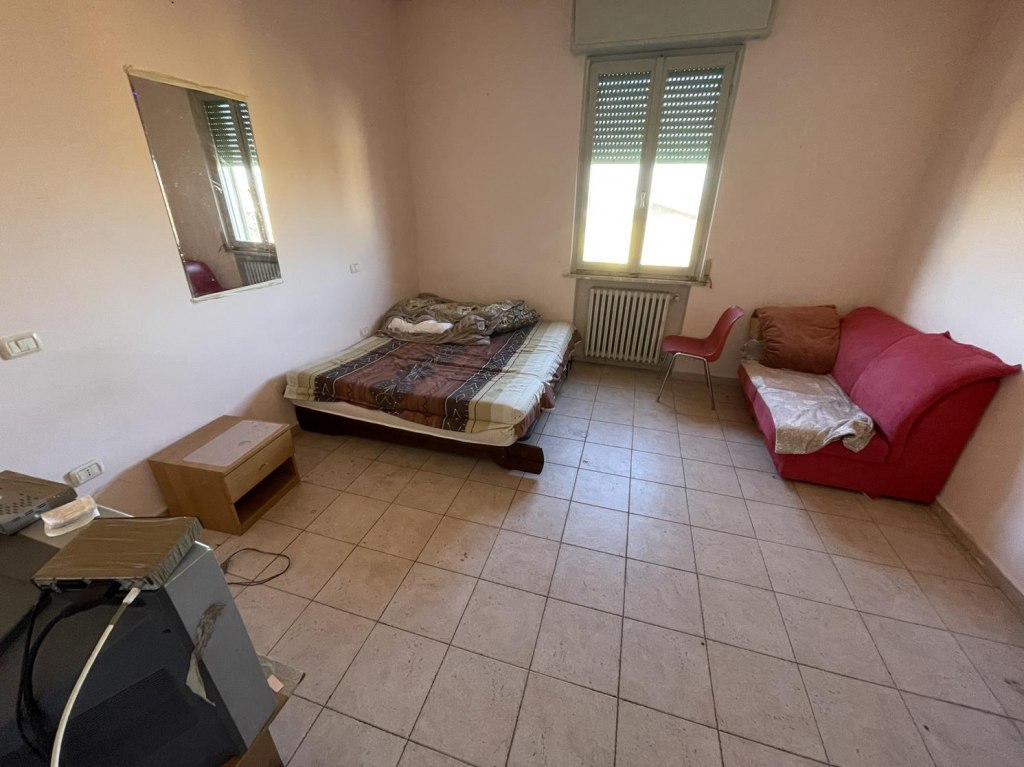 Appartamento e cantina a San Giorgio Bigarello (MN) - LOTTO 1