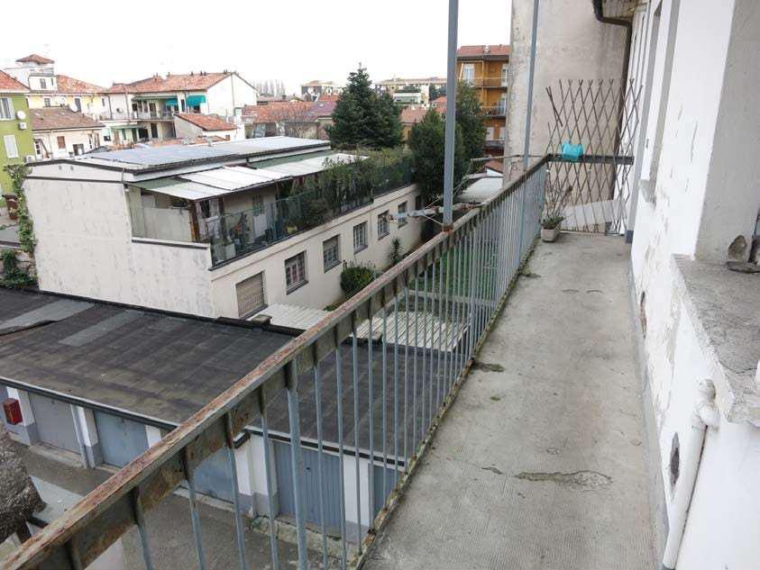 Appartamento con cantina a Milano