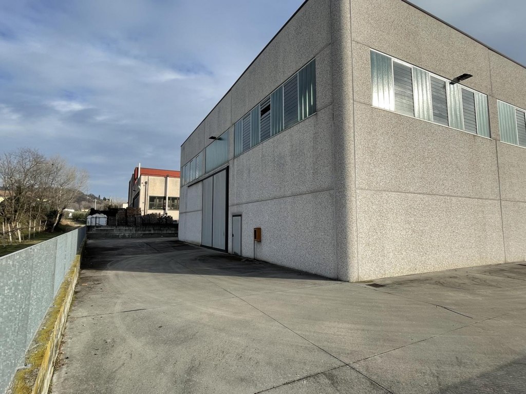 Industrial building in Pastrengo (VR)