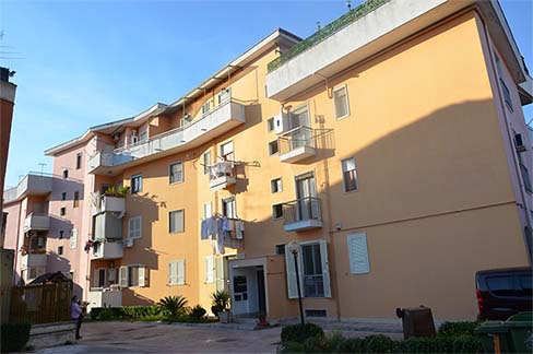 Appartamento con garage a Sant'Antimo (NA)