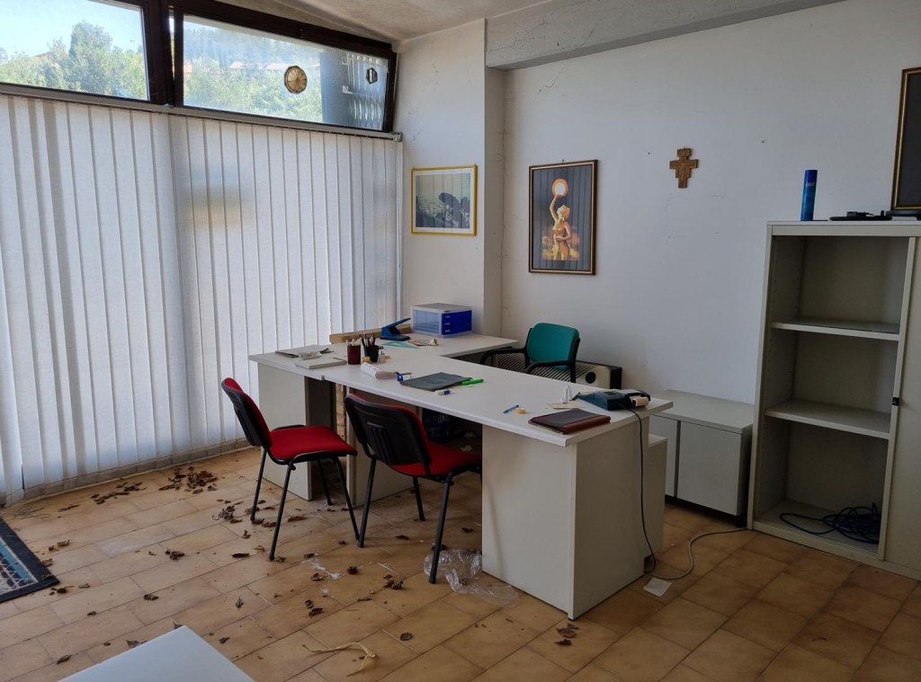 Locale ad uso ufficio a Gualdo Tadino (PG)
