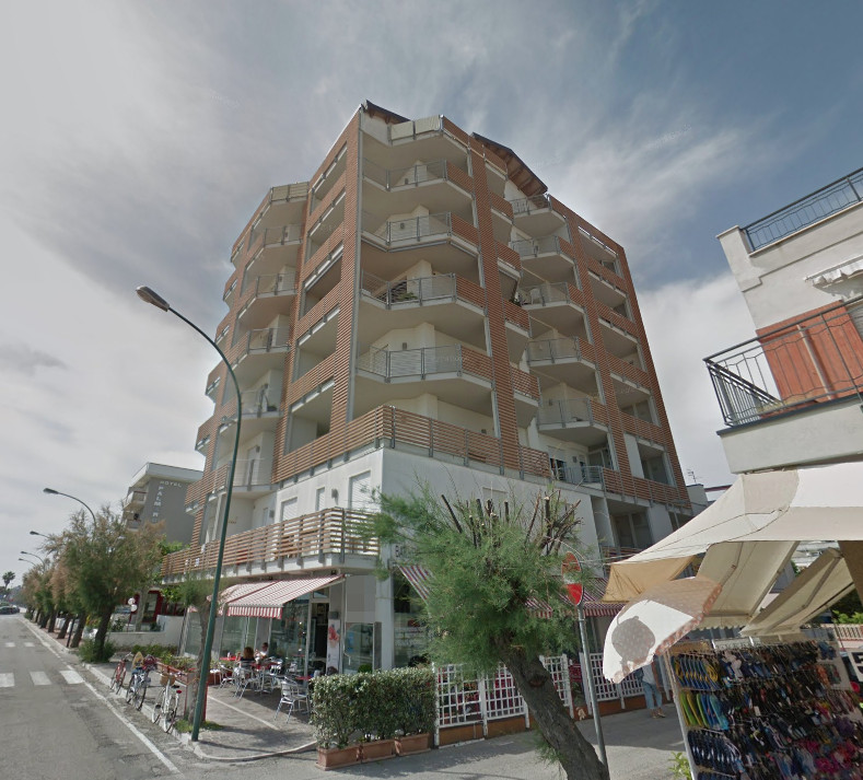 Seafront apartment in Roseto degli Abruzzi (TE) - LOT 8