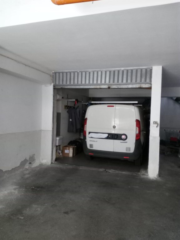 Garage a Catania - LOTTO 2