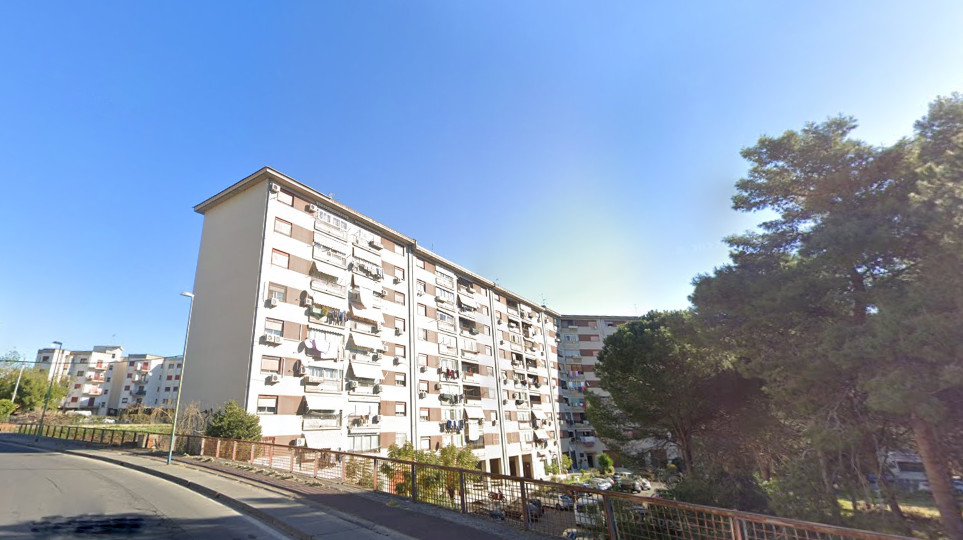 Appartamento e posto auto a Catania