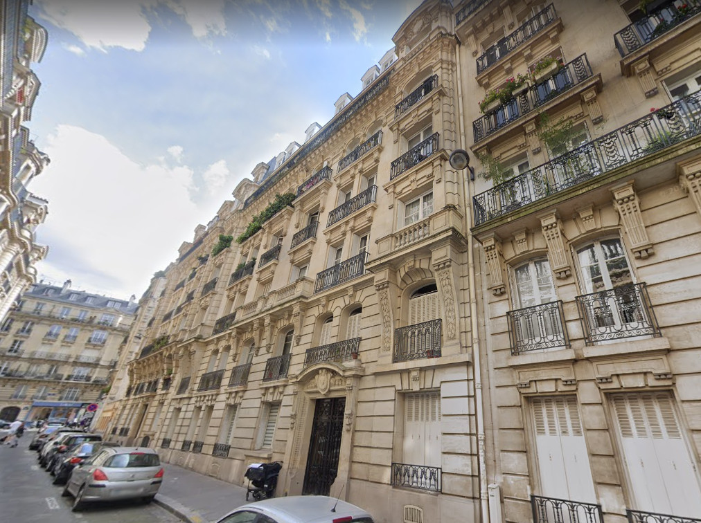 Apartment in Parigi