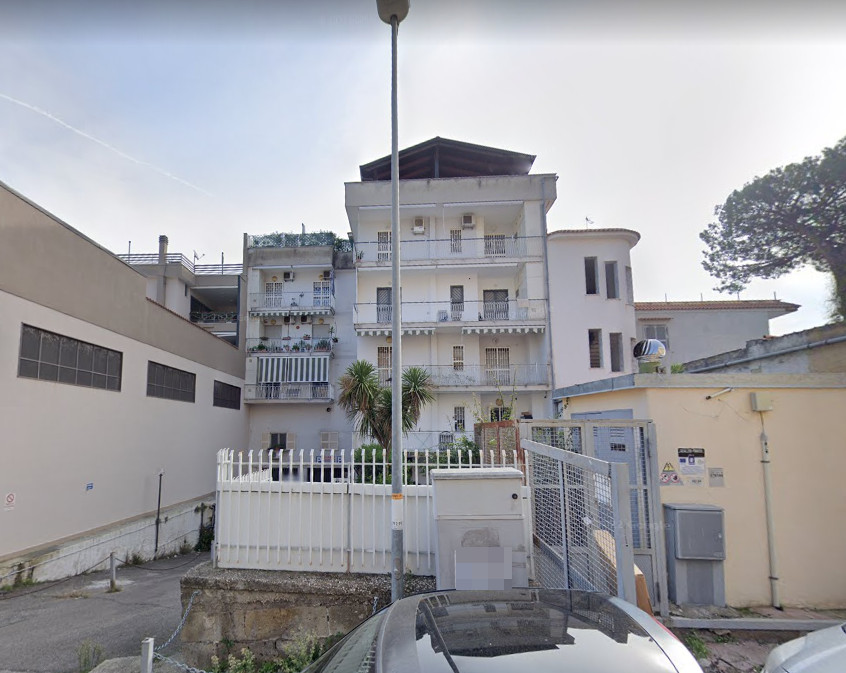 Appartamento con garage a Marano di Napoli (NA)