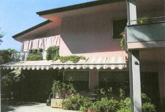 Villa con laboratorio ad Isola della Scala (VR)